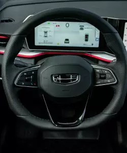 Интерьер Geely New Coolray, фото 2/18